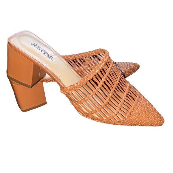 JustFab Shoes - Woven Mule Brown Chunky Heel Sandals Size 7.5